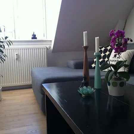 Penthouse Loft - 2 Bedrooms - Centrally